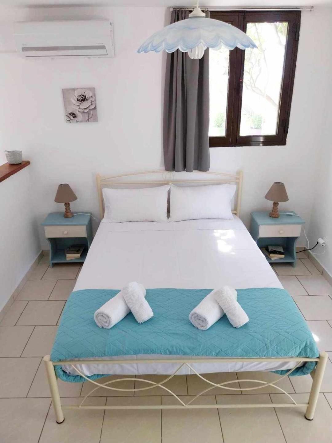 Daphnes Apartments Radzaklí Kültér fotó